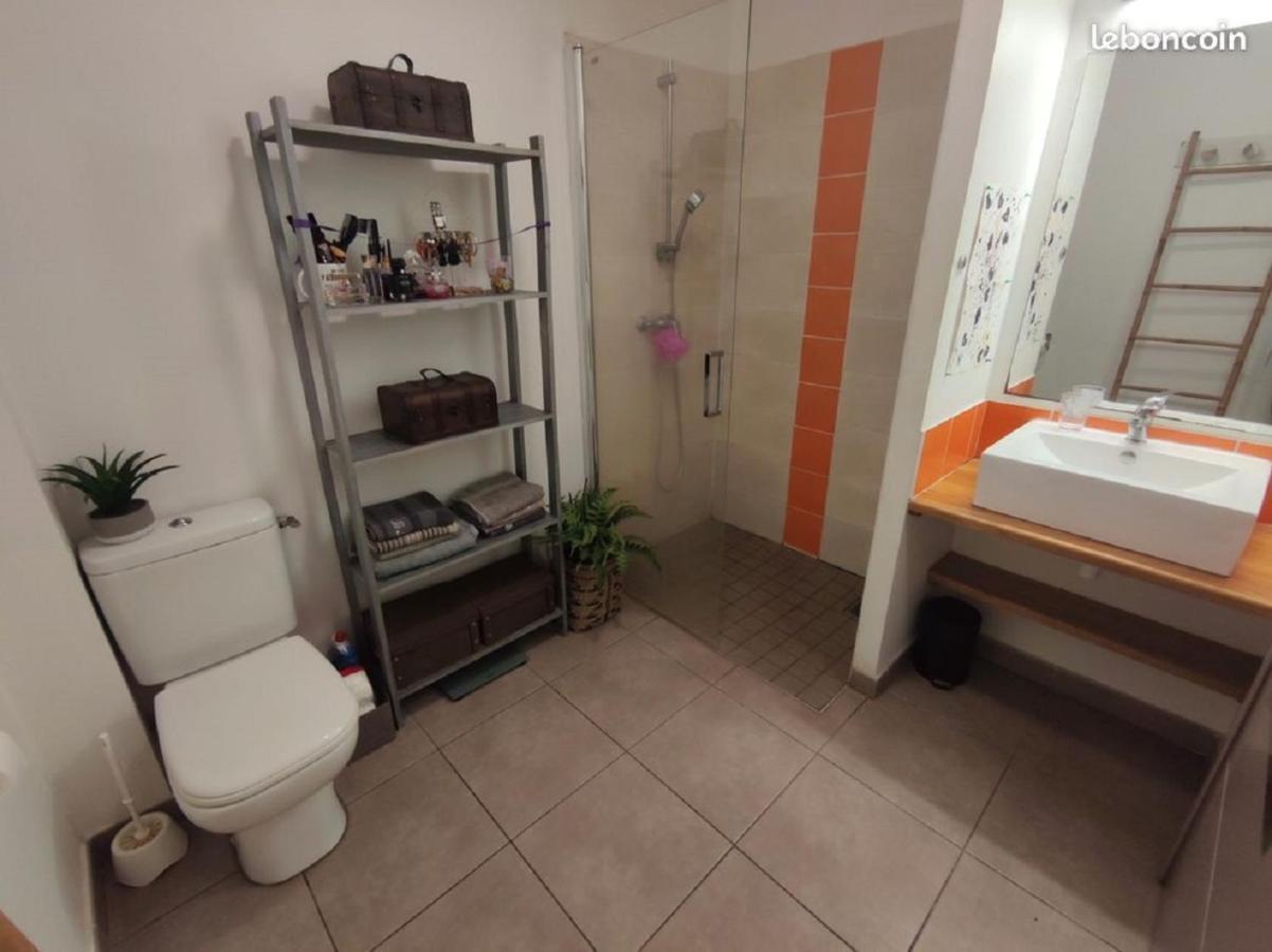Location Saisonniere Meublee F2 St Leu Face Ocean A 1 Min Plage Daire Saint-Leu Dış mekan fotoğraf